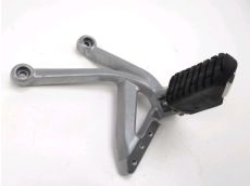 Platine et repose pieds arriere droit