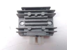 Regulateur de tension