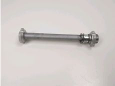Axe de roue arriere