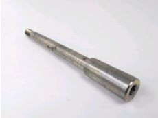 Axe de roue avant