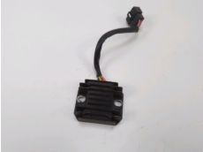 Regulateur de tension