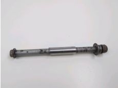Axe de roue arriere