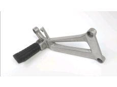 Platine et repose pieds arriere droit