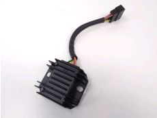 Regulateur de tension