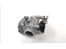 Corps d'injection droit