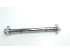 Axe de roue arriere