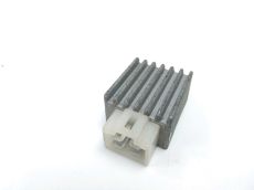 Regulateur de tension