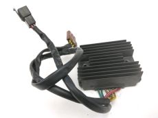 Regulateur de tension