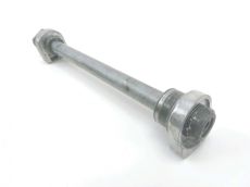 Axe de roue arriere