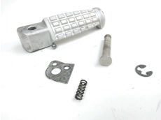 Repose pieds arriere droit