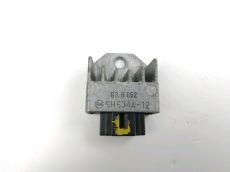 Regulateur de tension