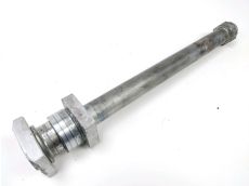 Axe de roue arriere