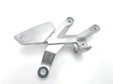 Platine avant droite