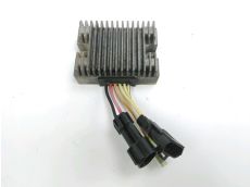 Regulateur de tension