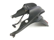 Support de plaque et eclairage