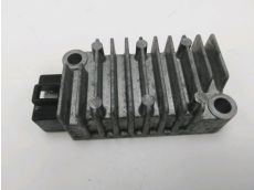 Regulateur de tension