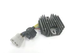 Regulateur de tension