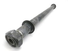 Axe de roue arriere