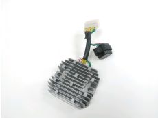 Regulateur de tension