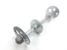 Axe de roue arriere