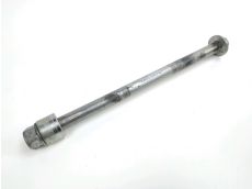 Axe de roue arriere