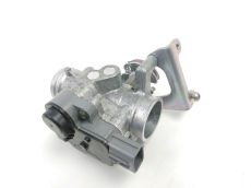 Corps d'injection droit