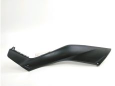 Cache lateral gauche