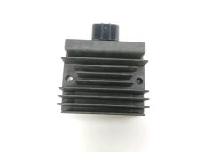 Regulateur de tension