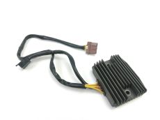 Regulateur de tension