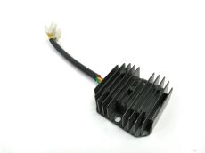 Regulateur de tension