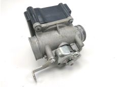 Corps d'injection droit