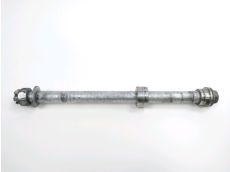 Axe de roue arriere