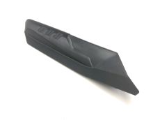 Cache lateral droit