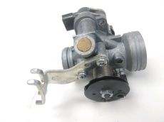 Corps d'injection droit