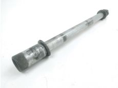 Axe de roue arriere