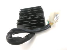 Regulateur de tension