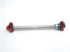 Axe de roue arriere