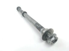 Axe de roue arriere