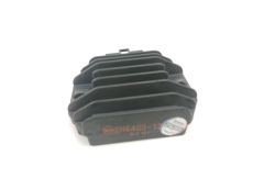 Regulateur de tension