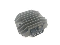 Regulateur de tension