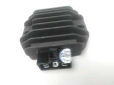 Regulateur de tension