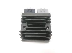 Regulateur de tension