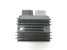 Regulateur de tension