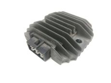 Regulateur de tension