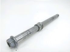 Axe de roue avant
