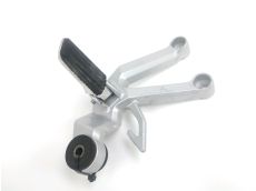 Platine et repose pieds arriere gauche