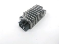 Regulateur de tension