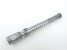 Axe de roue avant