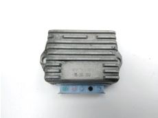 Regulateur de tension