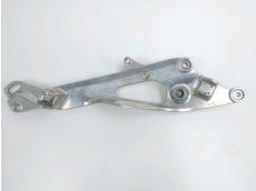 Platine avant droite